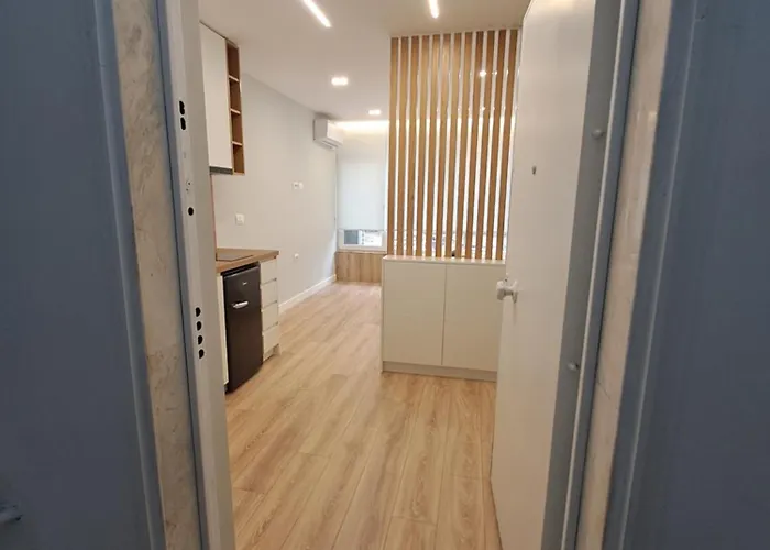 Comfy In * ティラナ