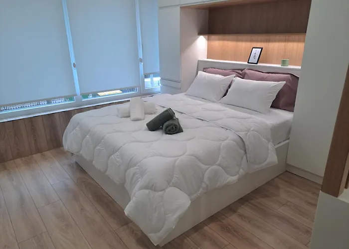 アパート Comfy In ティラナ